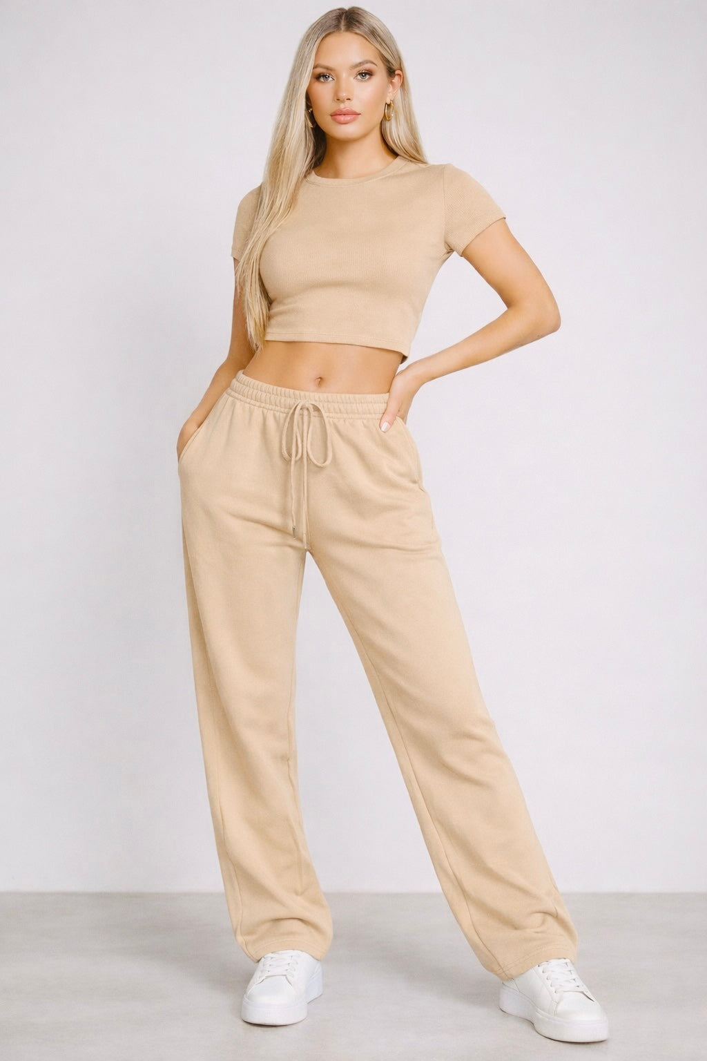 Luxe Lounge Set – Crop Top & Wide-Leg Pants